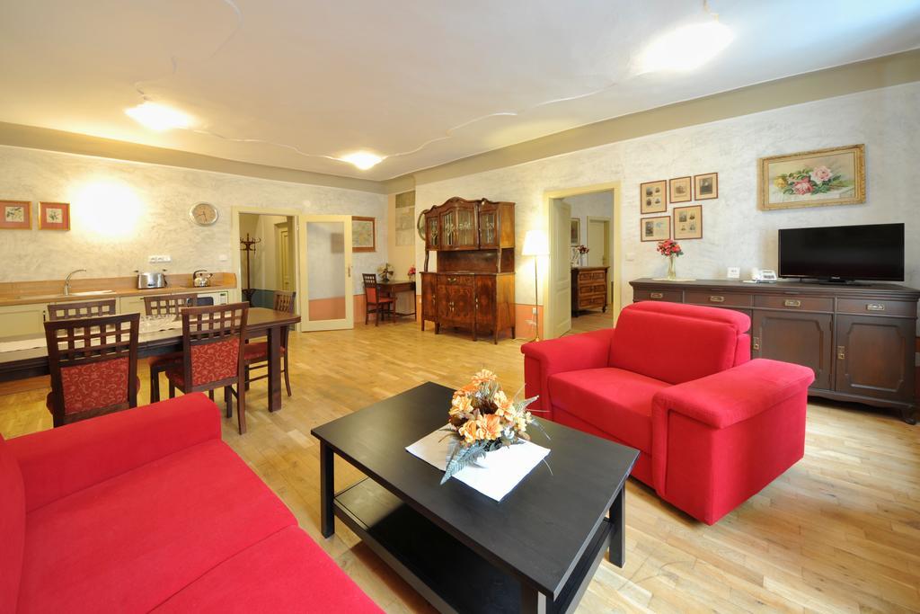 Latran 43 Apartments Český Krumlov المظهر الخارجي الصورة